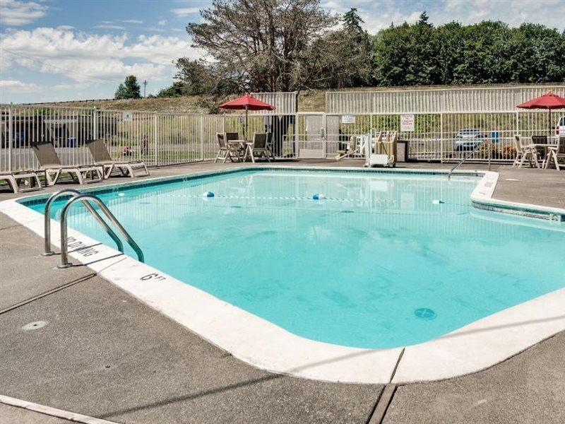 Motel 6-Kelso, WA - Mt. St. Helens Buitenkant foto