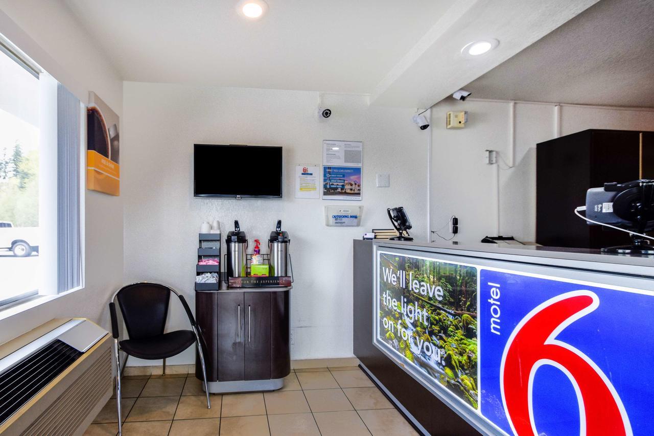 Motel 6-Kelso, WA - Mt. St. Helens Buitenkant foto