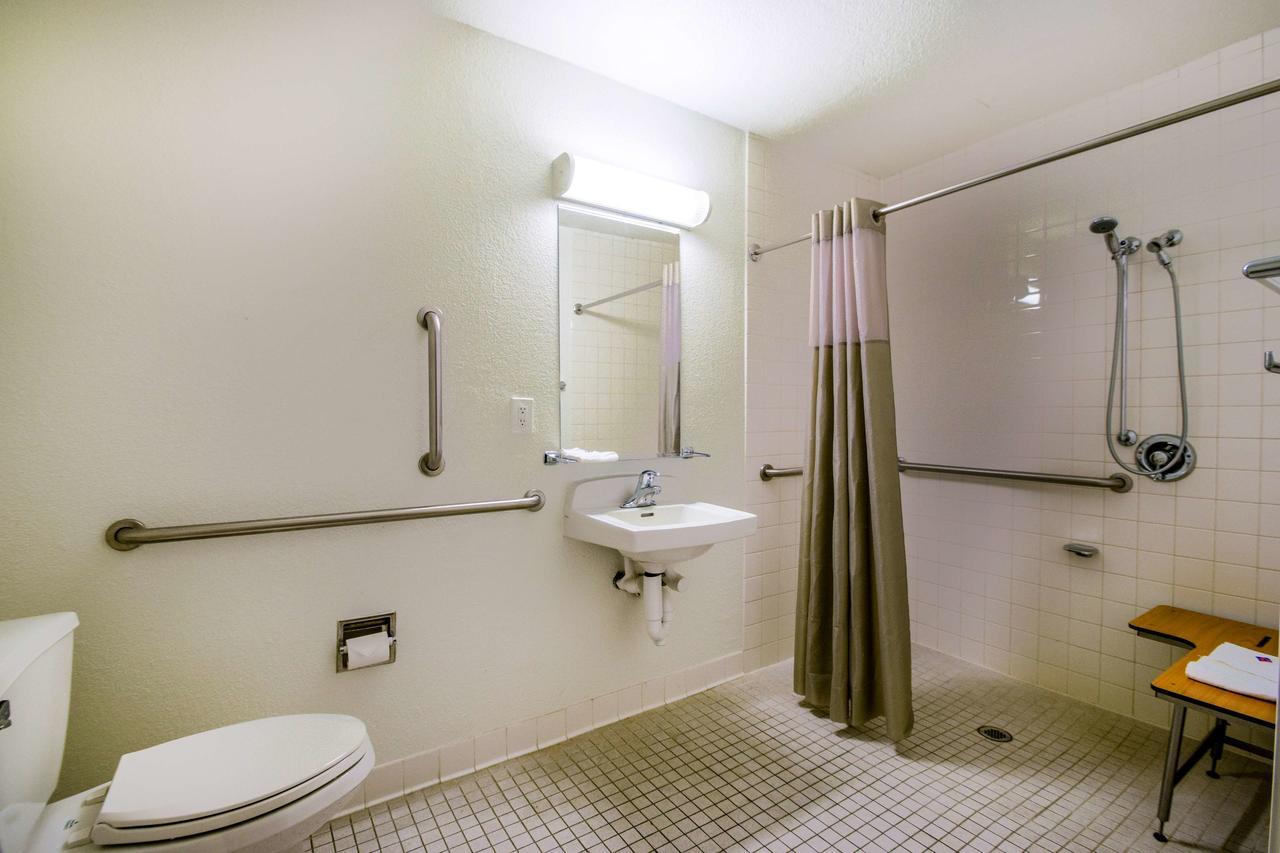 Motel 6-Kelso, WA - Mt. St. Helens Buitenkant foto