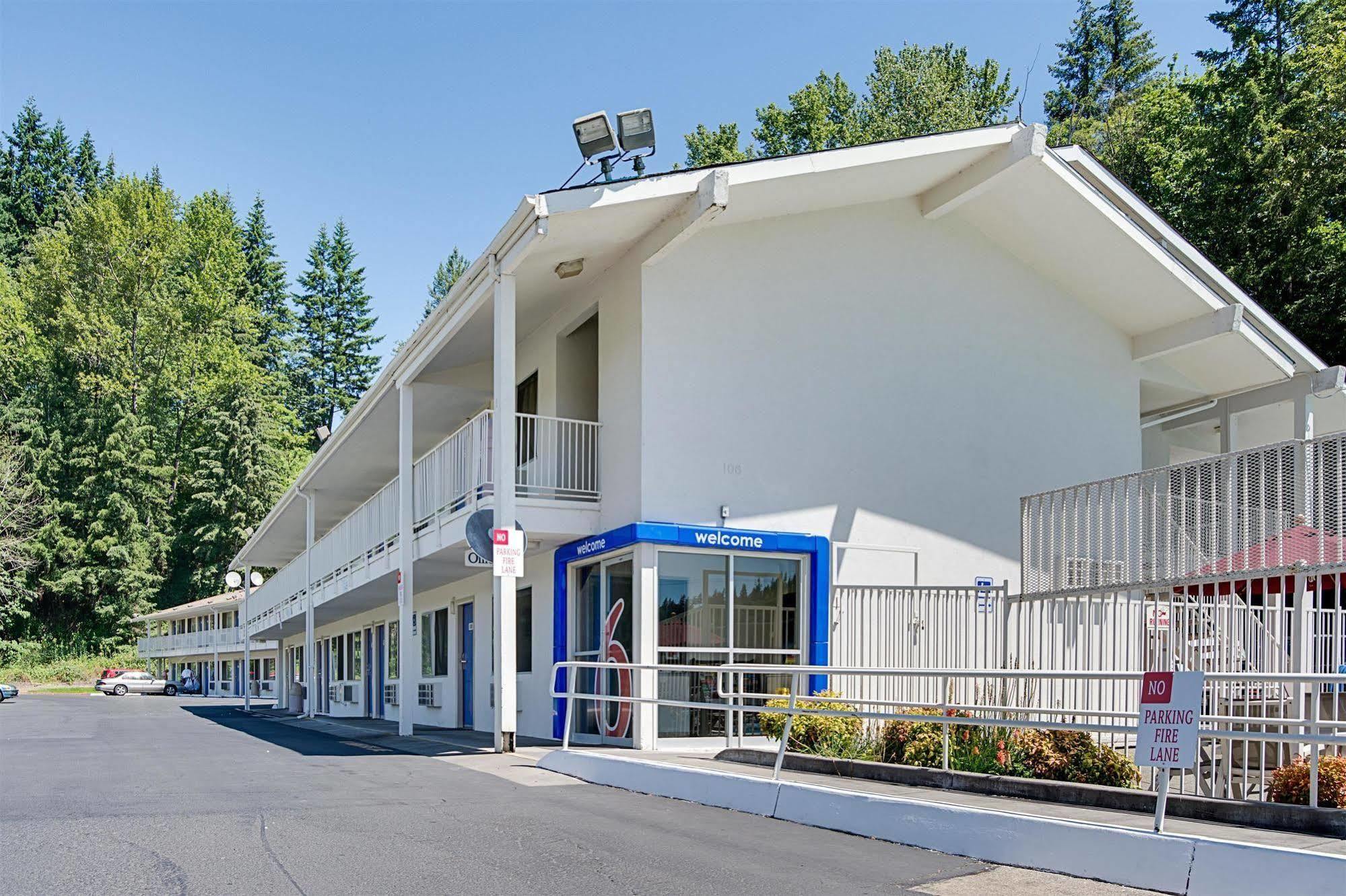 Motel 6-Kelso, WA - Mt. St. Helens Buitenkant foto